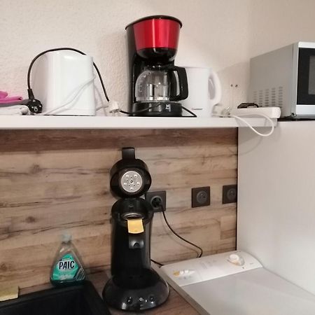 Joyeuse, Superbe Appartement D'Environs 30M2. ภายนอก รูปภาพ